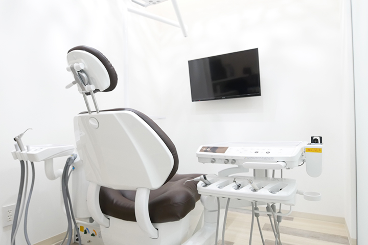 府中市の歯医者「つばさ府中駅前歯科」